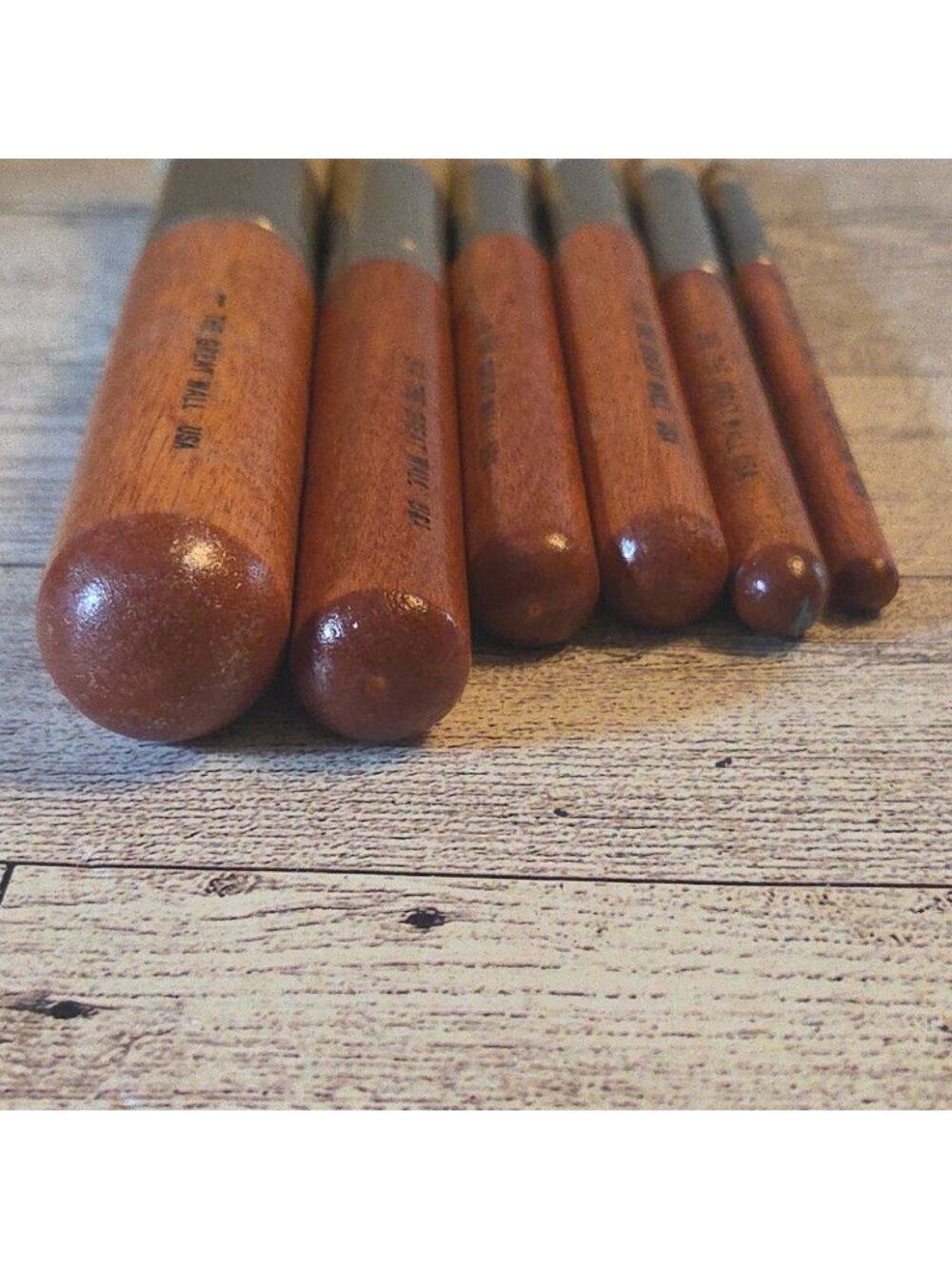 6 Stencil Brush Set The Great Wall 4 and 2 Used 5"-6" Long Handles - Picture 8 of 9